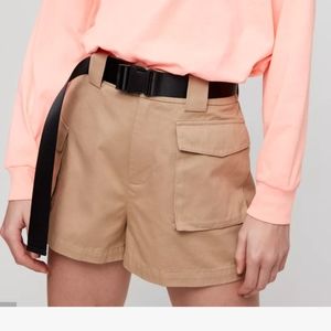 TNA Aritzia Large Cargo Short in Tawny